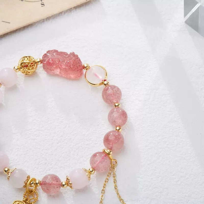 8mm Strawberry Quartz Pixiu Crystal